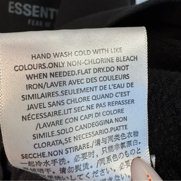 Essentials Black Mock Neck Sweatshirt size M - Picture 6 of 6